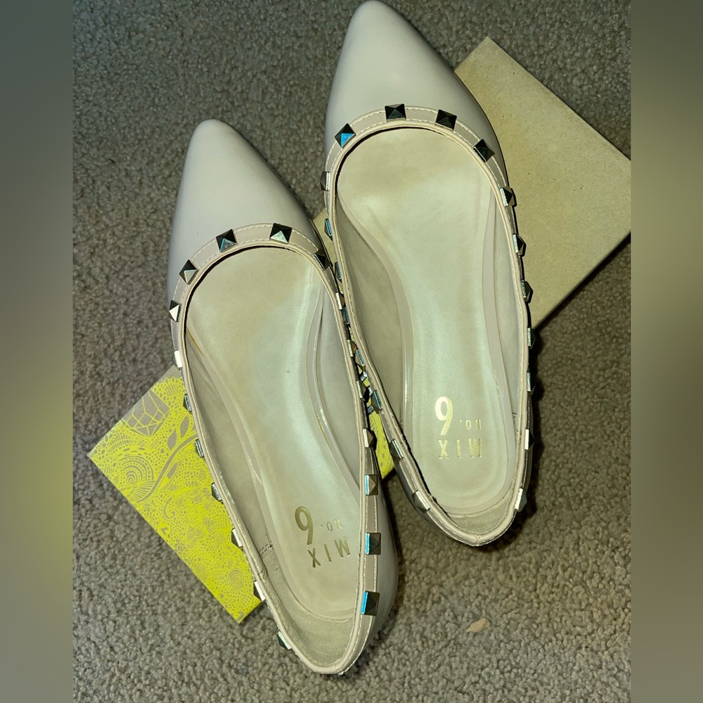 Flat Shoes